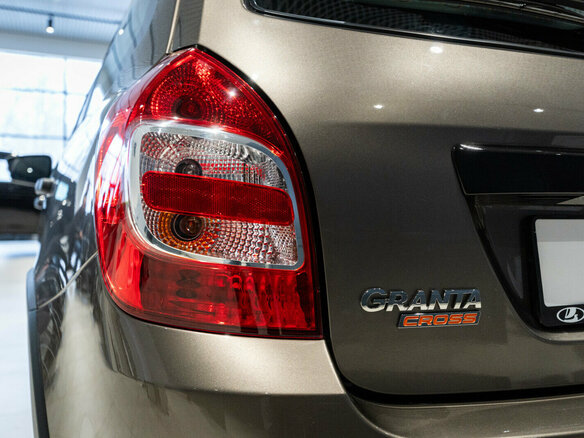 2026 Lada (ВАЗ) Granta Cross I Рестайлинг, коричневый - вид 36
