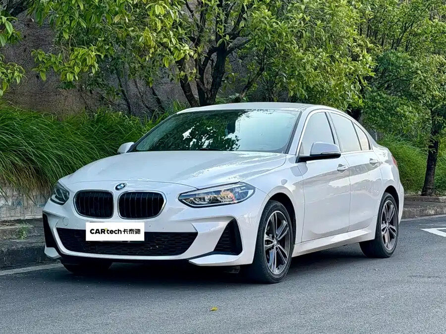 Открыть фотографии: BMW 1 серии III (F52) Рестайлинг