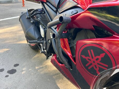 2007 Yamaha FZ1, красный, 520000 рублей, вид 3