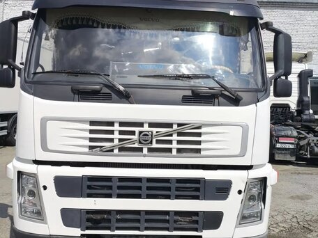 2007 Volvo FM, белый, 2000000 рублей, вид 1