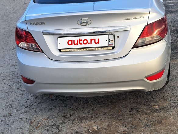 2011 Hyundai Solaris I, серебристый, 700000 рублей - вид 3