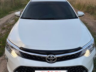 2017 Toyota Camry VII (XV50) Рестайлинг 2, белый, 1730000 рублей, вид 2