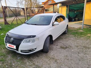 2008 Volkswagen Passat B6, белый, 600000 рублей, вид 2