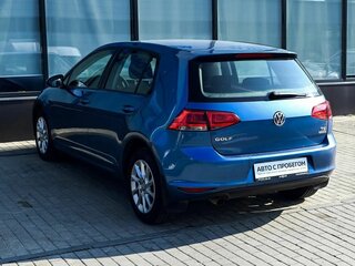 2013 Volkswagen Golf VII, голубой, 860000 рублей, вид 3