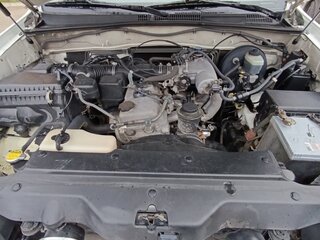2004 Toyota Land Cruiser Prado 120 Series, белый, 1650000 рублей, вид 2