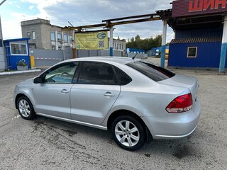 2012 Volkswagen Polo V, серебристый, 650000 рублей, вид 3