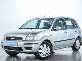 2003 Ford Fusion I, белый, 379000 рублей, вид 4