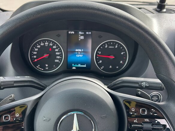 2018 Mercedes-Benz Sprinter, белый, 9000000 рублей - вид 3