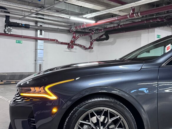 2020 Kia K5 III, серый, 2350000 рублей - вид 13