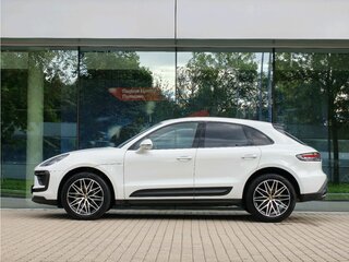 2022 Porsche Macan I Рестайлинг 2, белый, 6250000 рублей, вид 2