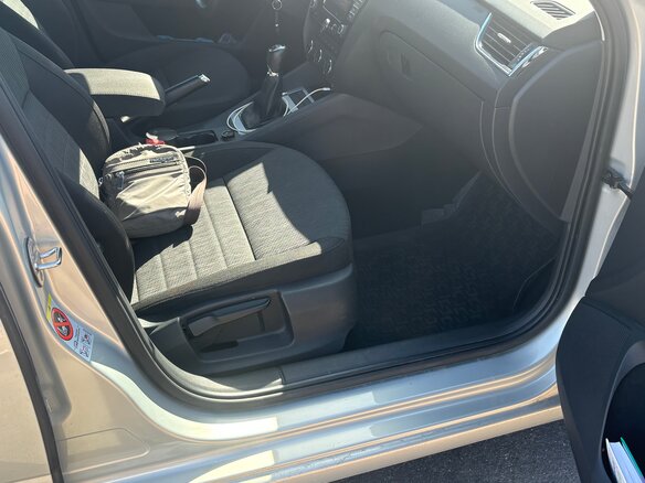 2014 Skoda Octavia III (A7), серебристый, 1100000 рублей - вид 8