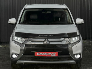 2015 Mitsubishi Outlander III Рестайлинг 2, белый, 1650000 рублей, вид 2