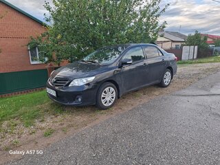 2013 Toyota Corolla X (E140, E150) Рестайлинг, чёрный, 1280000 рублей, вид 1