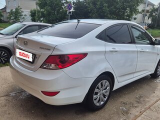 2014 Hyundai Solaris I, белый, 820000 рублей, вид 4