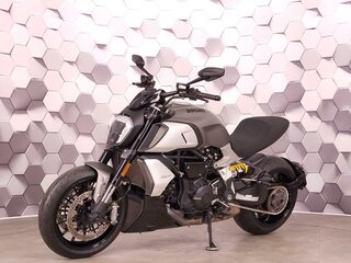 2021 Ducati Diavel 1260, серый, 1577000 рублей, вид 2