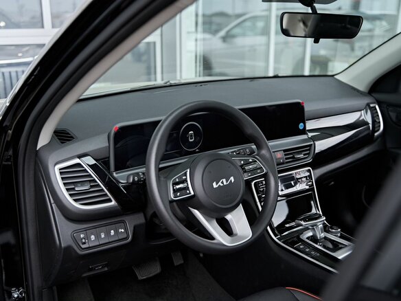 2026 Kia Seltos I Рестайлинг, серый - вид 5