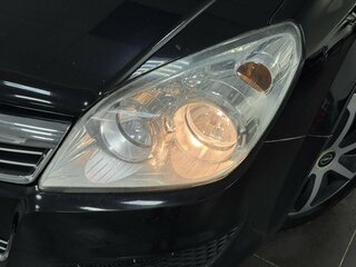 2011 Opel Astra H Рестайлинг, чёрный, 600000 рублей, вид 2