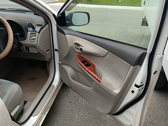2008 Toyota Corolla Axio X (E140, E150) Рестайлинг, белый, 600000 рублей - вид 13