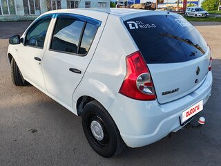 2013 Renault Sandero I, белый, 460000 рублей, вид 5