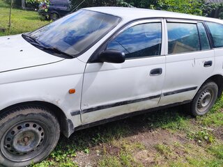 2002 Toyota Caldina I Рестайлинг, белый, 180000 рублей, вид 4
