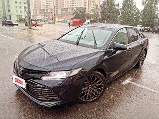 2020 Toyota Camry VIII (XV70), синий, 3000000 рублей, вид 1