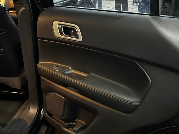 2012 Ford Explorer V, чёрный, 1500000 рублей - вид 11