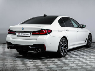2021 BMW 5 серии 530d xDrive VII (G30/G31/G38) Рестайлинг, белый, 5791100 рублей, вид 5
