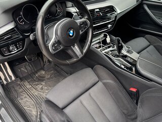 2018 BMW 5 серии 520d xDrive VII (G30/G31/G38), белый, 4000000 рублей, вид 5