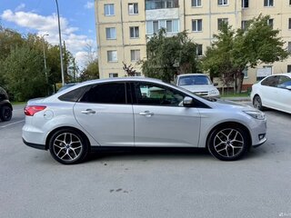 2014 Ford Focus III Рестайлинг, серый, 920000 рублей, вид 5