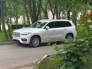 2018 Volvo XC90 II, белый, 4250000 рублей, вид 2