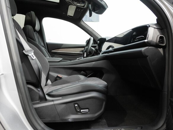 2026 Geely Monjaro I Рестайлинг, серебристый, 4905441 рублей - вид 11