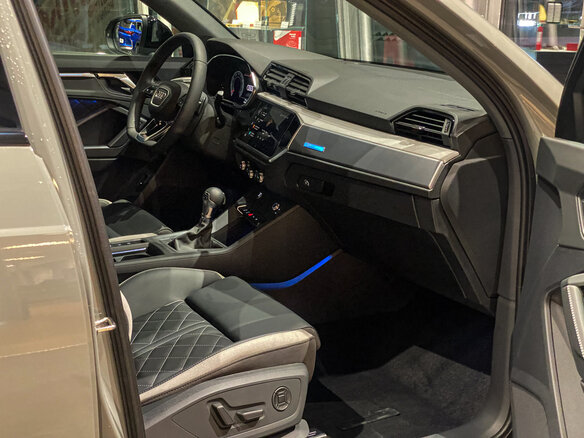 2026 Audi Q3 35 TFSI II (F3), серый, 4370000 рублей - вид 17