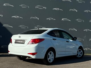 2016 Hyundai Solaris I Рестайлинг, белый, 666600 рублей, вид 2