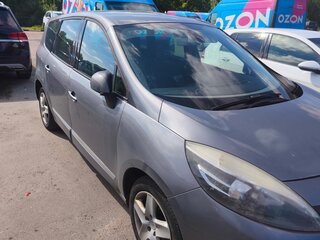 2015 Renault Scenic III Рестайлинг 2, серый, 1000000 рублей, вид 3