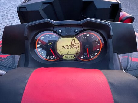 2016 BRP Can-Am Outlander X MR 1000R, красный, 1550000 рублей, вид 5
