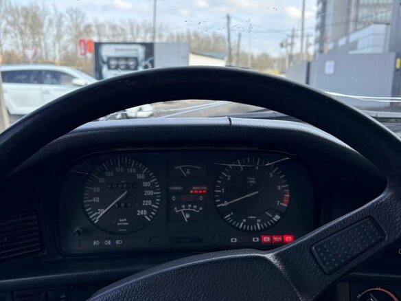 1987 BMW 5 серии 520i II (E28), серый, 297000 рублей - вид 13