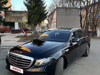 2020 Mercedes-Benz E-Класс 200 d V (W213, S213, C238), чёрный, 2900000 рублей, вид 1