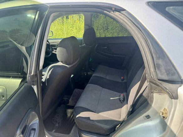 2001 Subaru Impreza II, серебристый, 345000 рублей - вид 16