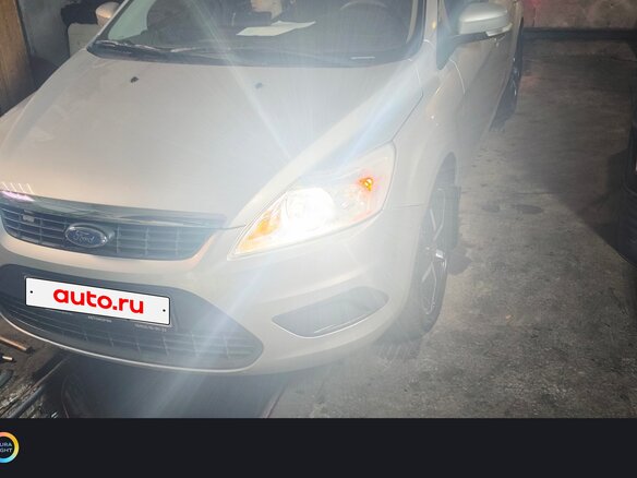 2010 Ford Focus II Рестайлинг, серебристый, 790000 рублей - вид 5