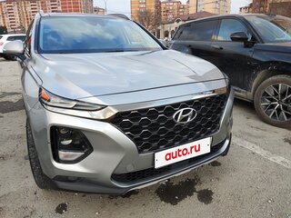 2020 Hyundai Santa Fe IV, серебристый, 2400000 рублей, вид 2