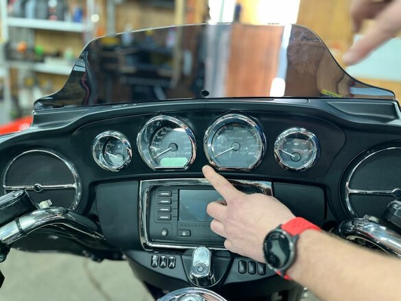 2013 Harley-Davidson Electra Glide, чёрный, 1450000 рублей - вид 35