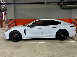 2021 Porsche Panamera GTS II Рестайлинг, белый, 16000000 рублей, вид 5