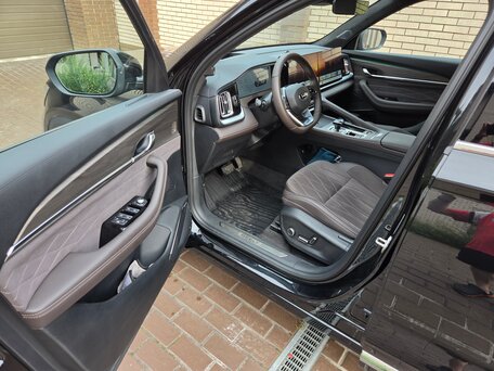 2025 Geely Monjaro (Xingyue L) I Рестайлинг 2 (China Market), чёрный, 2699000 рублей, вид 5