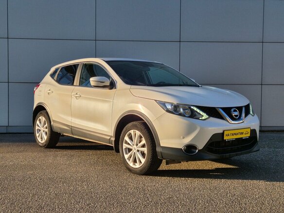 2018 Nissan Qashqai II, белый - вид 2