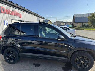 2011 Volkswagen Tiguan I, чёрный, 1320000 рублей, вид 2
