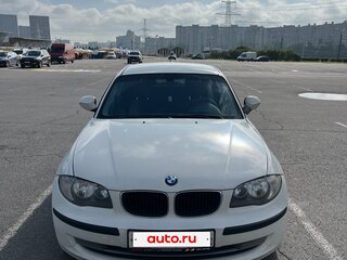 2010 BMW 1 серии 116i I (E81/E82/E87/E88) Рестайлинг, белый, 650000 рублей, вид 2