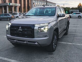 2024 Mitsubishi L200 VI, серебристый, 4950000 рублей, вид 1
