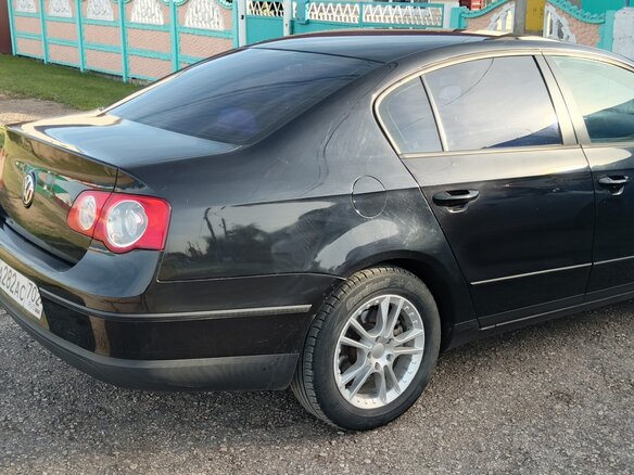 2008 Volkswagen Passat B6, чёрный, 500000 рублей - вид 4