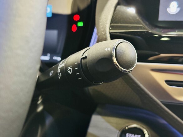 2024 Citroen C5 X, серый - вид 13