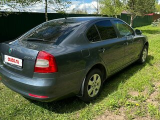 2011 Skoda Octavia II (A5) Рестайлинг, серый, 830000 рублей, вид 2